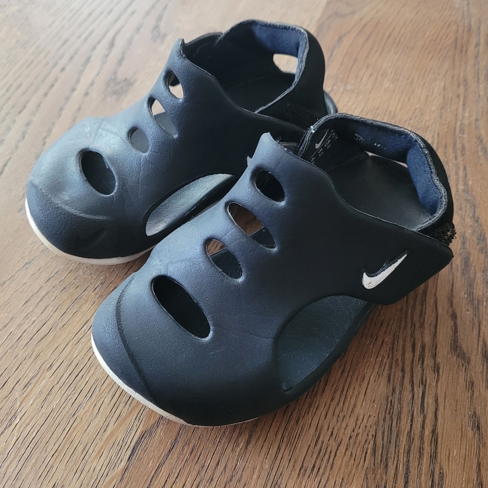 NIKE Unisex Kids Easy On/Off SUNRAY Black Breathable Rubber Summer Shoes